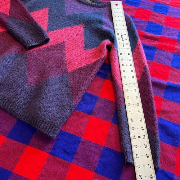 GEMELLI Made In Italy Chevron Mohair Sweater Size Small - Picture 6 of 11